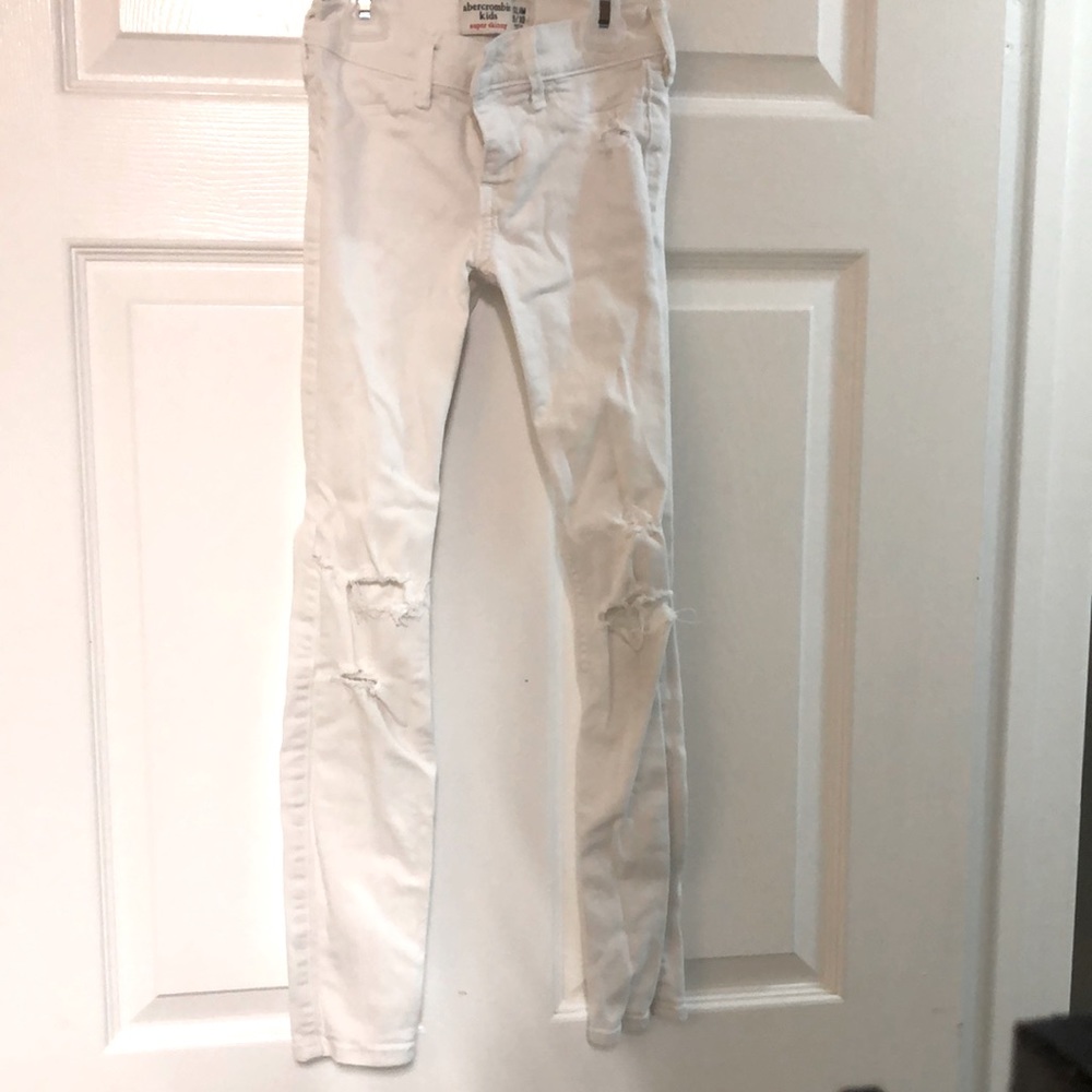White Abercrombie little girl ripped jeans